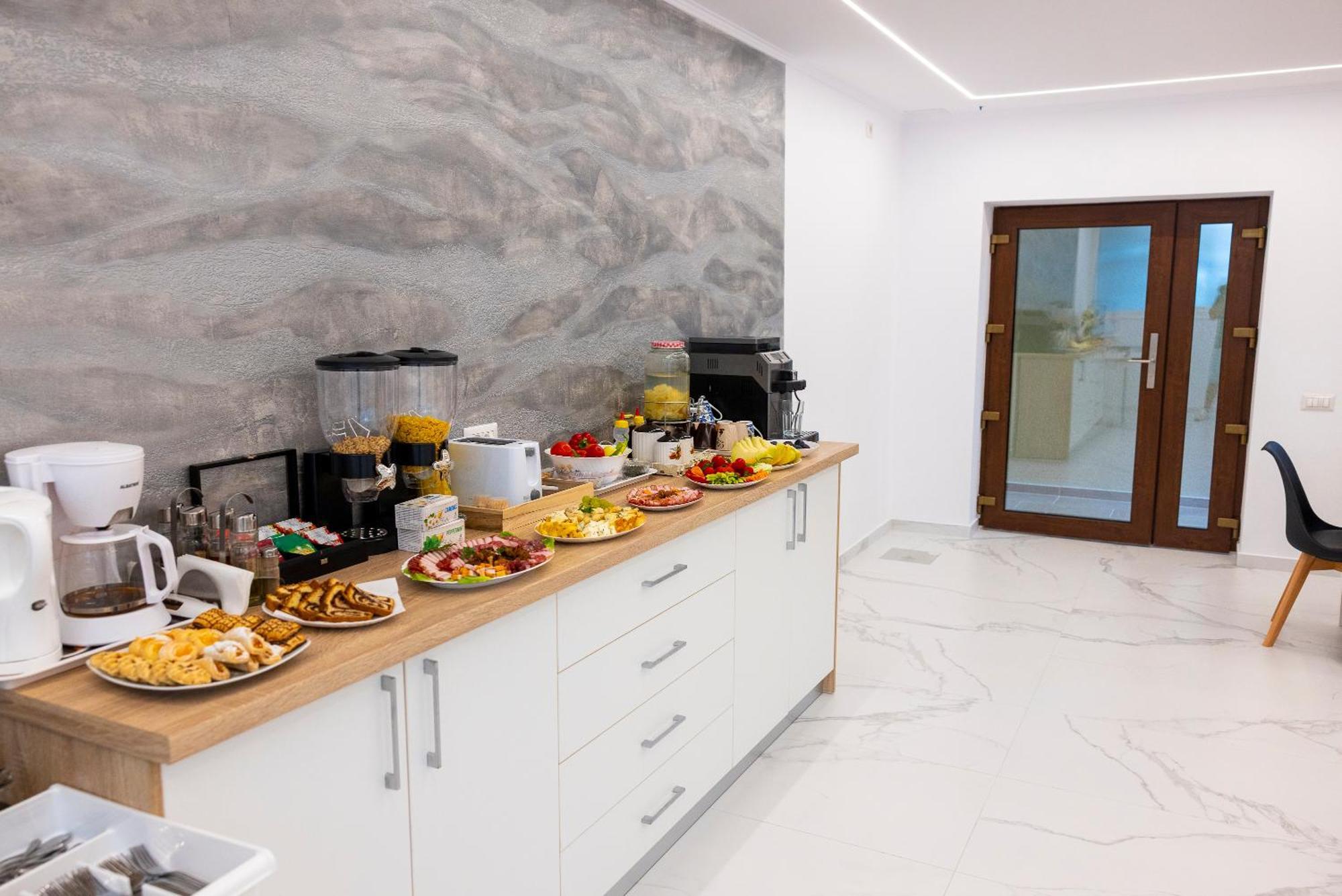 Casa Cu Nuc Otel Alba Iulia Dış mekan fotoğraf