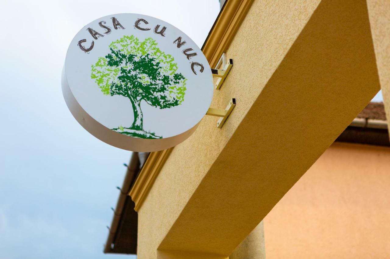 Casa Cu Nuc Otel Alba Iulia Dış mekan fotoğraf
